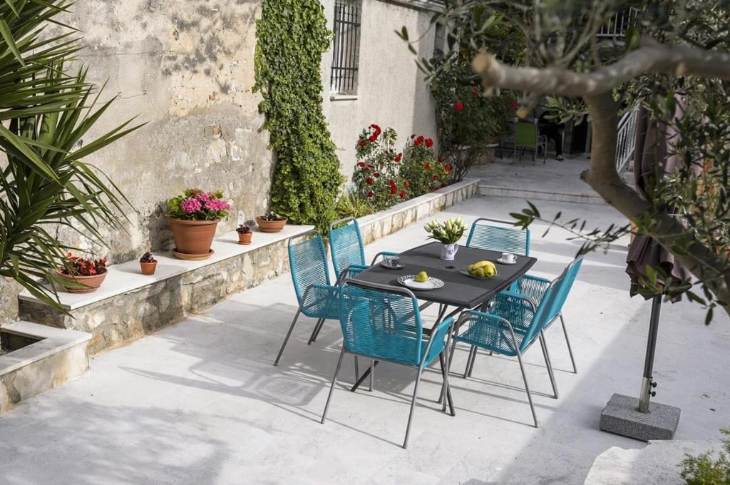 Ferienwohnung Diocletian Garden Centar Split Exterior foto