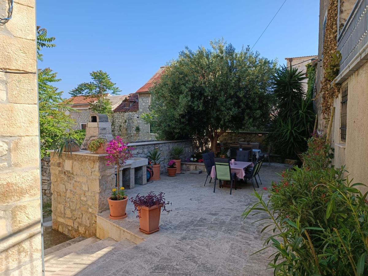 Ferienwohnung Diocletian Garden Centar Split Exterior foto